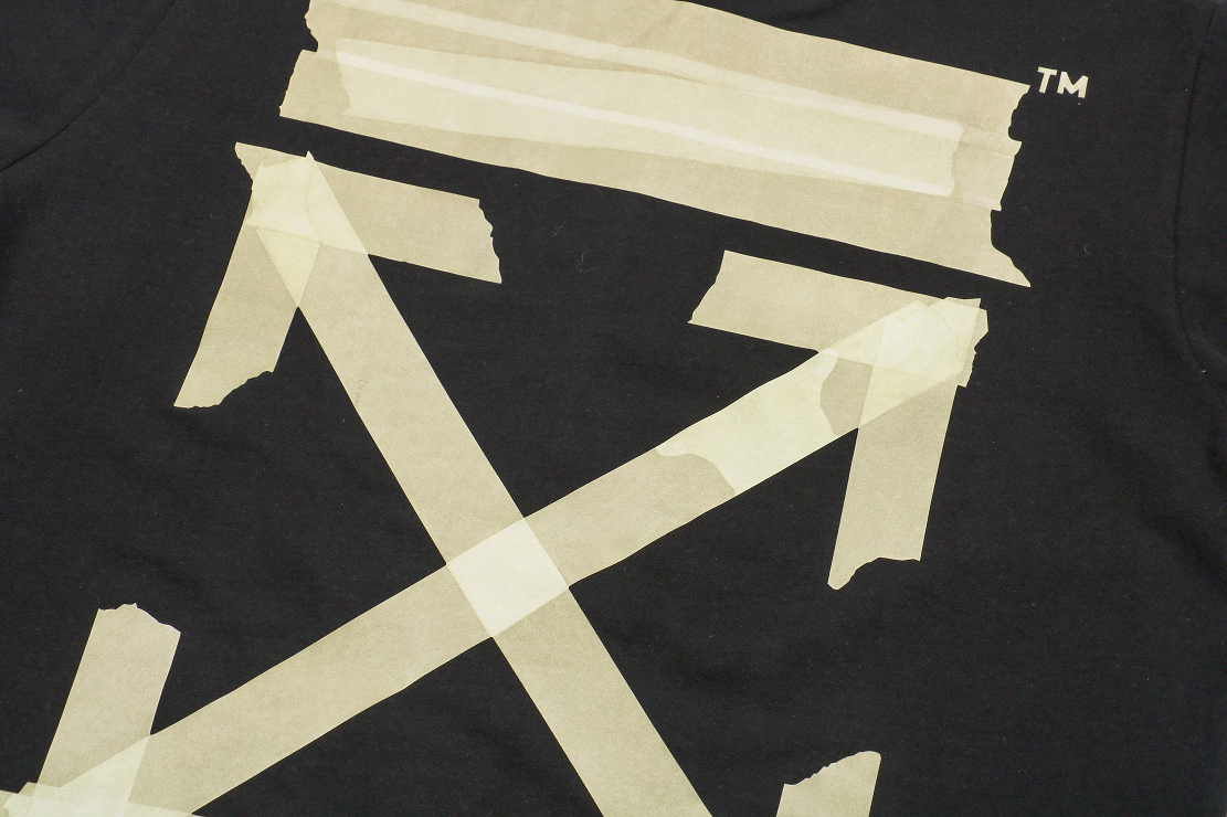 Off-White Yellow Tape Arrow Print T-Shirt | Black Short-Sleeve