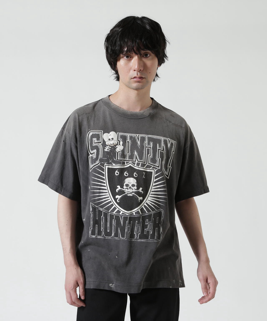 Saint Michael Middle-Finger Skull Print Short-Sleeve T-Shirt
