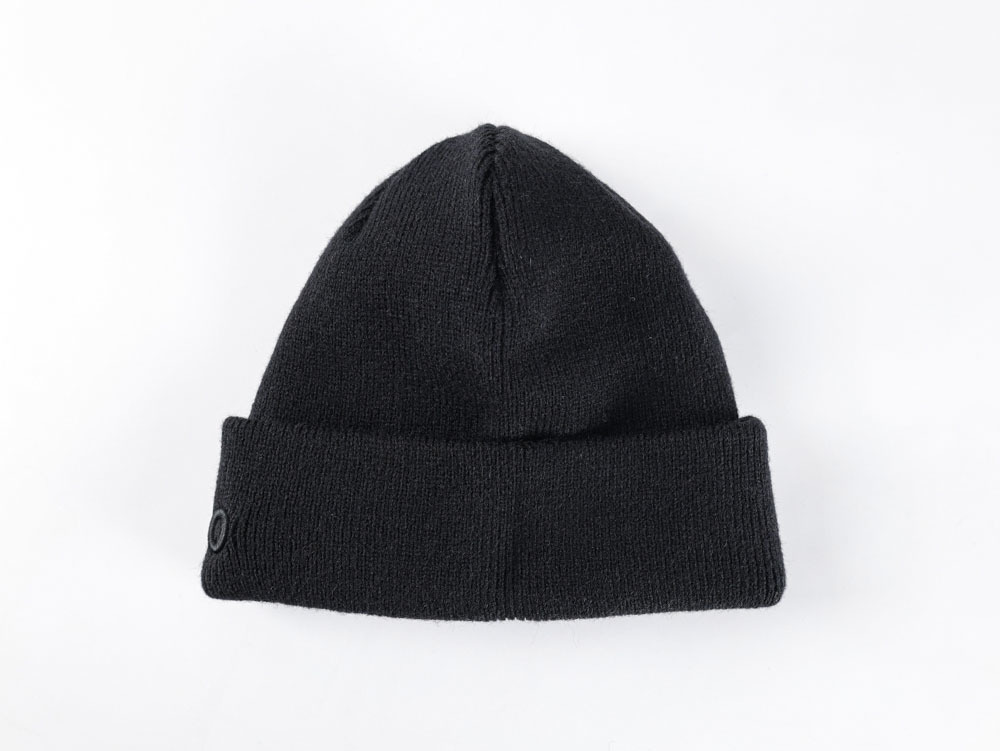 Alo Yoga Recycled Fiber Beanie | Black Knit Hat