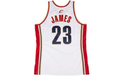 Mitchell & Ness Cleveland Cavaliers LeBron James 2003–2004 Swingman Jersey