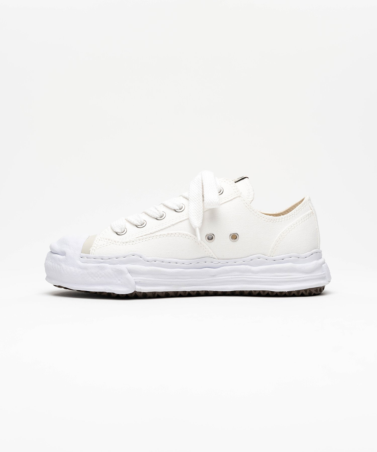 Maison Mihara Yasuhiro Peterson OG Sole Canvas Sneakers | White