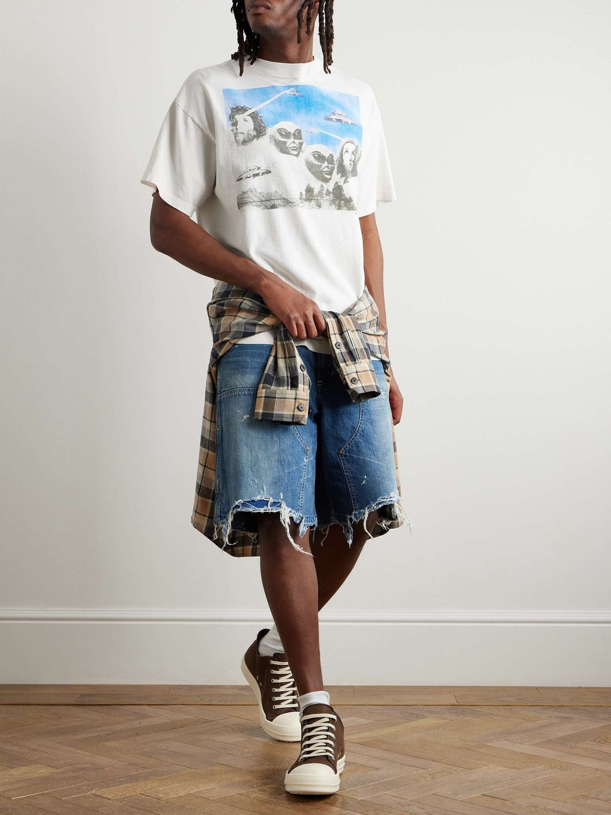 Saint Michael SS25 Alien Crisis Graphic Short-Sleeve T-Shirt