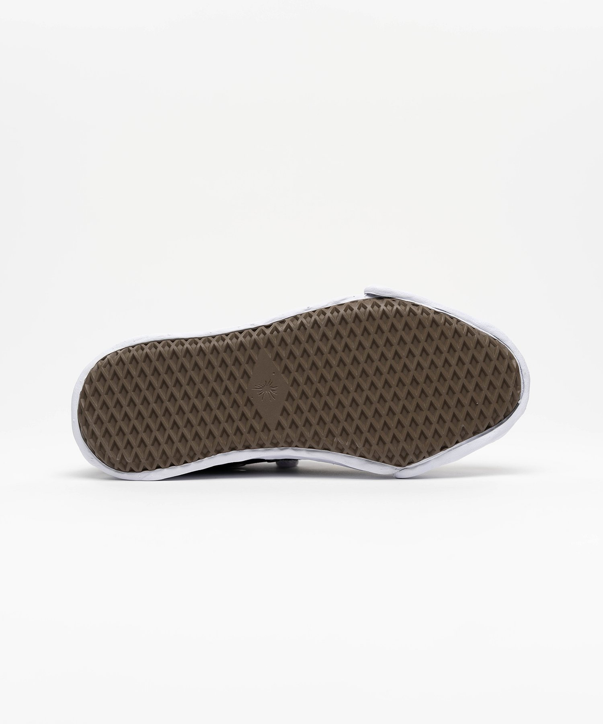 Maison Mihara Yasuhiro Hank OG Sole Canvas Sneakers | Black/White